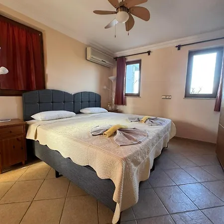 Alloggio in famiglia Cabrece *